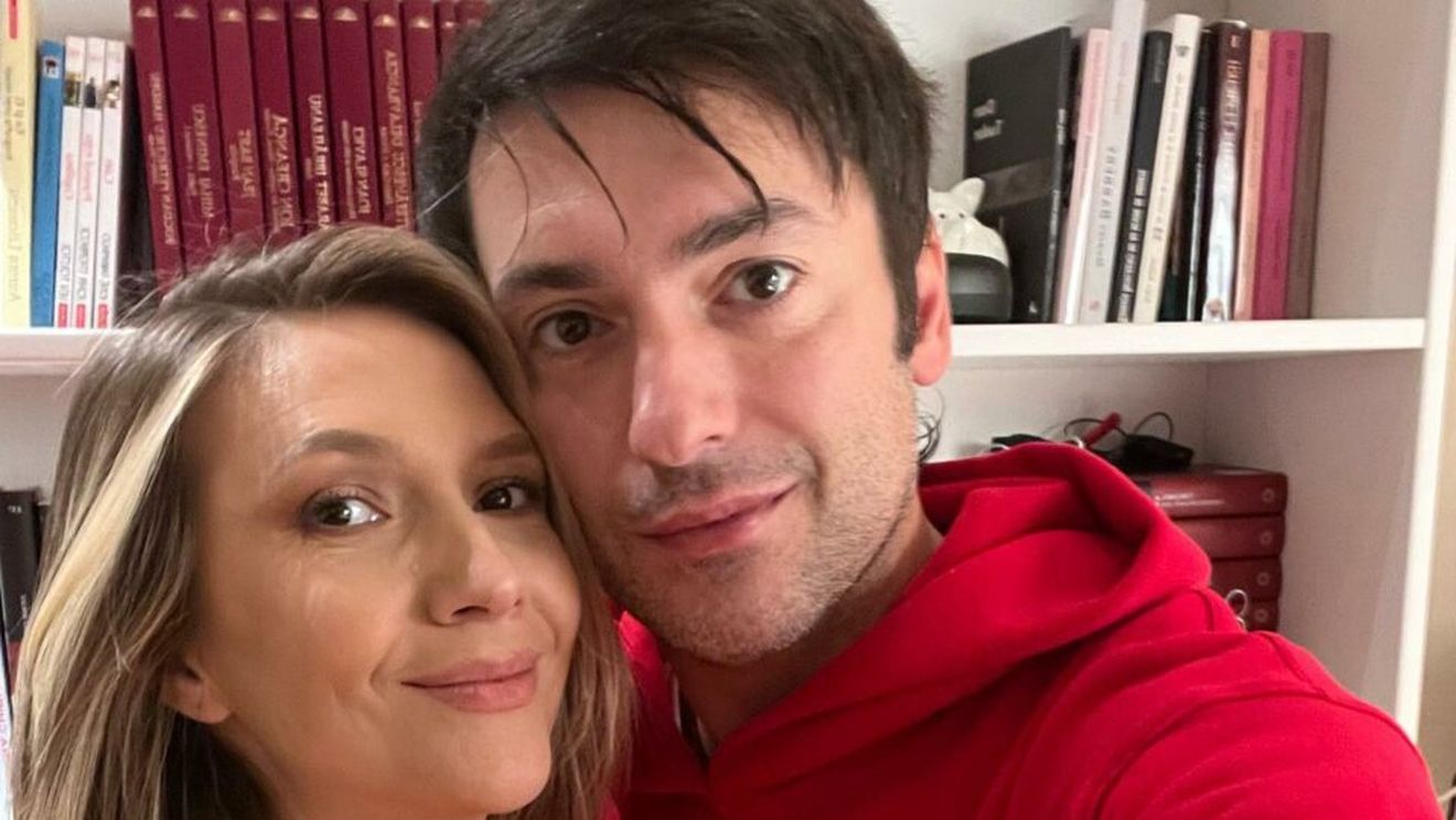 Adela Popescu s-a “trezit”  singură în Vama Veche. Unde a dispărut, de fapt, Radu Vâlcan: “Mi s-a părut că este momentul…”