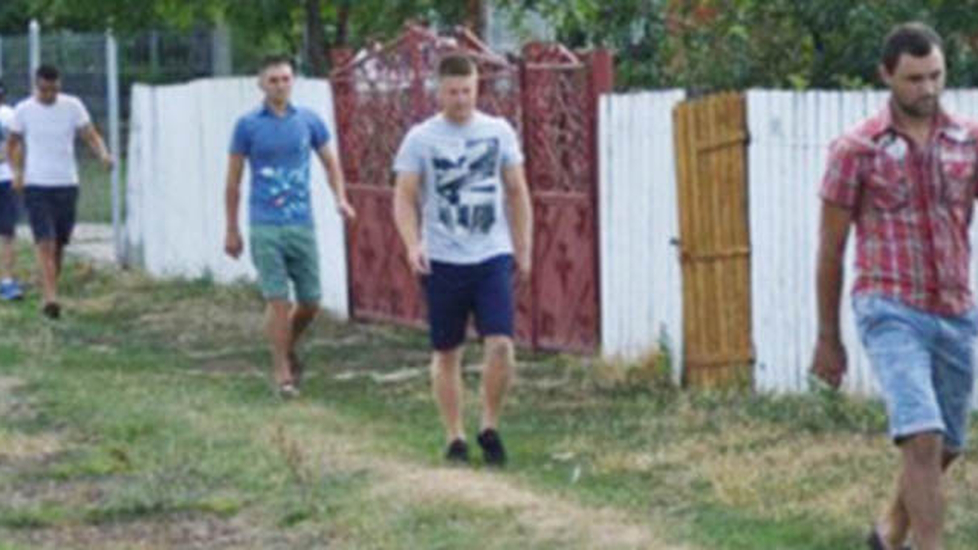 O noua lovitura! Victima celor sapte violatori, AMENINTATA cu MOARTEA! A incercat sa dea cu masina peste ea si..