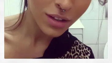 Ruby îşi menţine cercelul din nas, chiar dacă fanii îl urăsc: Eu sunt foarte fericita cu noul meu pierce