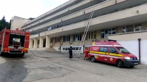 Incendiu de proporții la un spital din Argeș! Peste 150 de pacienți și medici se aflau în unitatea medicală
