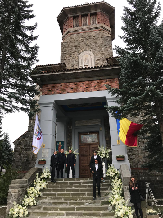 Cum au apărut la Sinaia Principele Nicolae si Lady Di a României