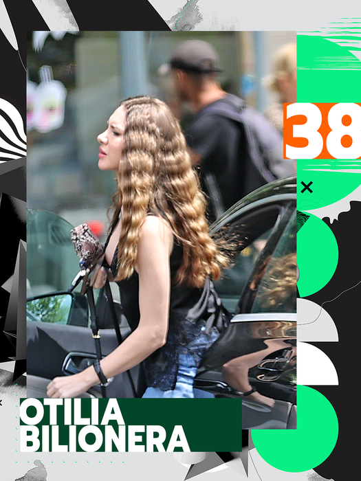 Top 50 dive cu “butonașii” la înaintare. Cine “înțeapă” mai puternic dintre Bianca Drăgușanu, Antonia sau Delia?