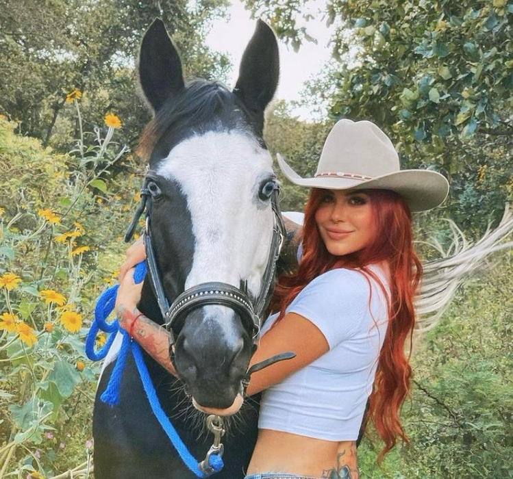 Operațiile estetice au ucis-o! Modelul de 30 de ani, care era un influencer cunoscut în rândul tinerilor, a sfârșit tragic după o vizită la estetician