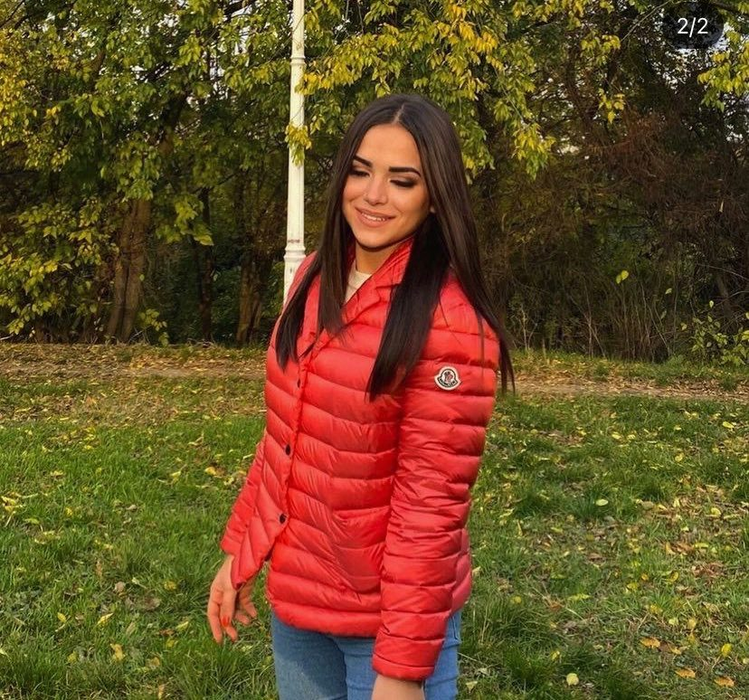 Cum arată şi din ce face bani Alesia, fiica cea mare a Danei Marijuana? Foto