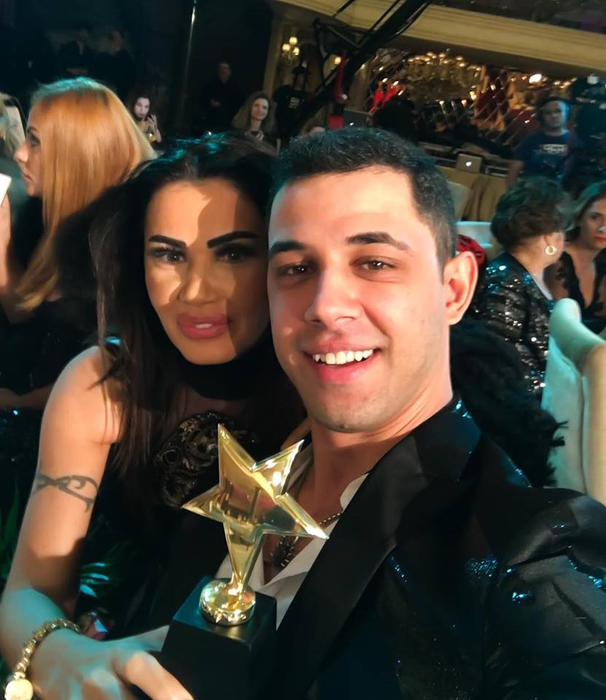 Cât de rău se plictisește Oana Zăvoranu de când a devenit milionară: ”Mă așez pe jos, cu fața în sus…”