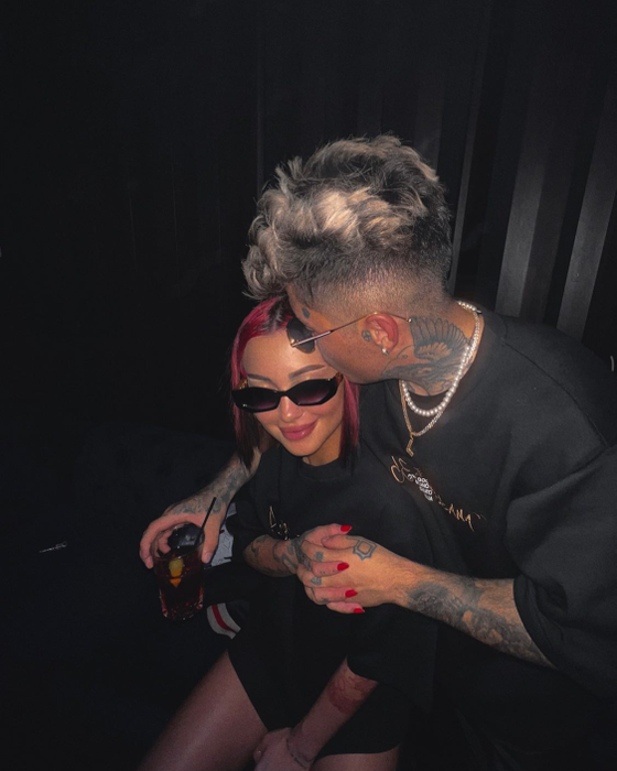 Lino Golden: "Da, ne-am dus rău, tata socru e fratele meu și mama soacră e șefa mea, cum să nu?! Sunt serios!" (Foto: Instagram)