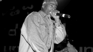 Un bărbat de 60 de ani a fost arestat pentru uciderea lui Tupac! Misterul celebrei crime s-ar putea rezolva după 27 de ani