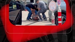Flagrant al Poliției într-un restaurant celebru în lumea bună. L-au ridicat după ce a șantajat un cunoscut milionar căruia i-a cerut bani ”la pungă”!