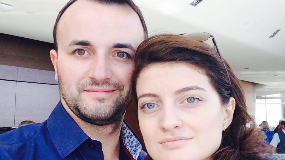 Tatăl ei este multimilionar şi cel mai mare fermier al României… Am găsit-o pe ”Prinţesa vinurilor”!
