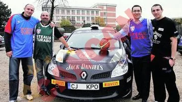 Ponta i-a scos la curse pe stelisti