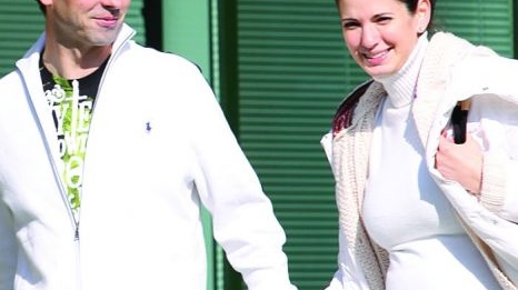 Dan Negru este sigur pe căsnicia lui: "Dacă mi-aş suna soţia să-i spun că divorţăm, cu siguranţă nu m-ar crede"