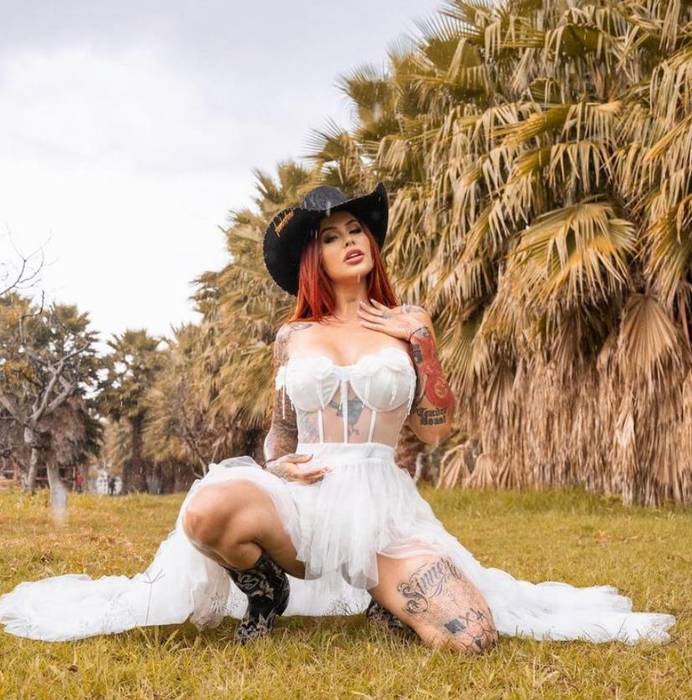 Operațiile estetice au ucis-o! Modelul de 30 de ani, care era un influencer cunoscut în rândul tinerilor, a sfârșit tragic după o vizită la estetician