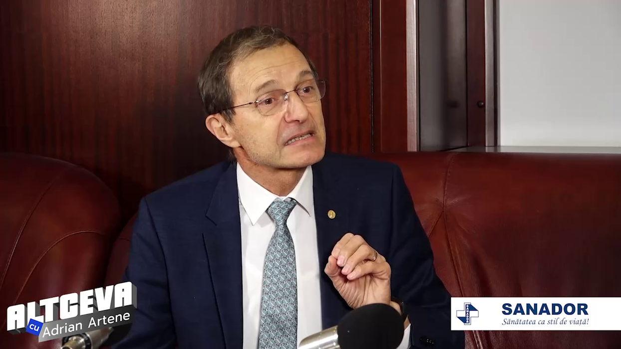 Academicianul Ioan Aurel Pop este invitat în podcastul "ALTCEVA cu Adrian Artene", difuzat cu ocazia zilei naționale a României (Foto: captură video)