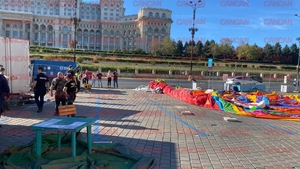 Incident dramatic la Oktoberfest, în Bucuresti. 3 copii au fost răniti după ce un tobogan s-a răsturnat