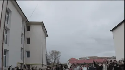 Acuzații grave la un liceu din Scornicești. Inspectoratul Școlar și Poliția desfășoară anchete. Sesizarea, de la „Justițiarul de Berceni”