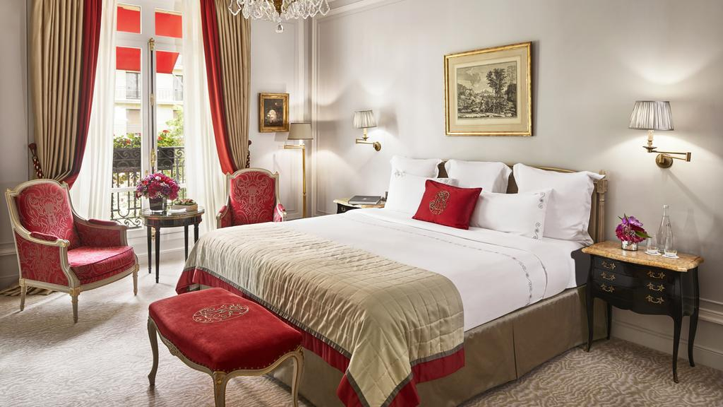 Așa arată o cameră în hotelul în care s-a cazat Simona Halep în Paris 
(Foto: booking.com)