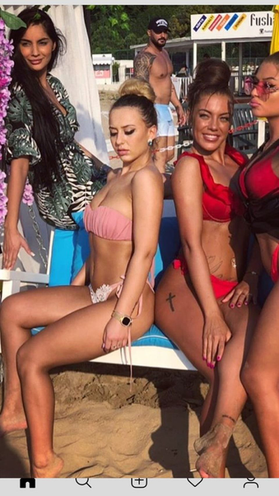 Imagini de infarct cu Mary de la “Puterea dragostei”! Cum arată în cele mai sexy costume de baie