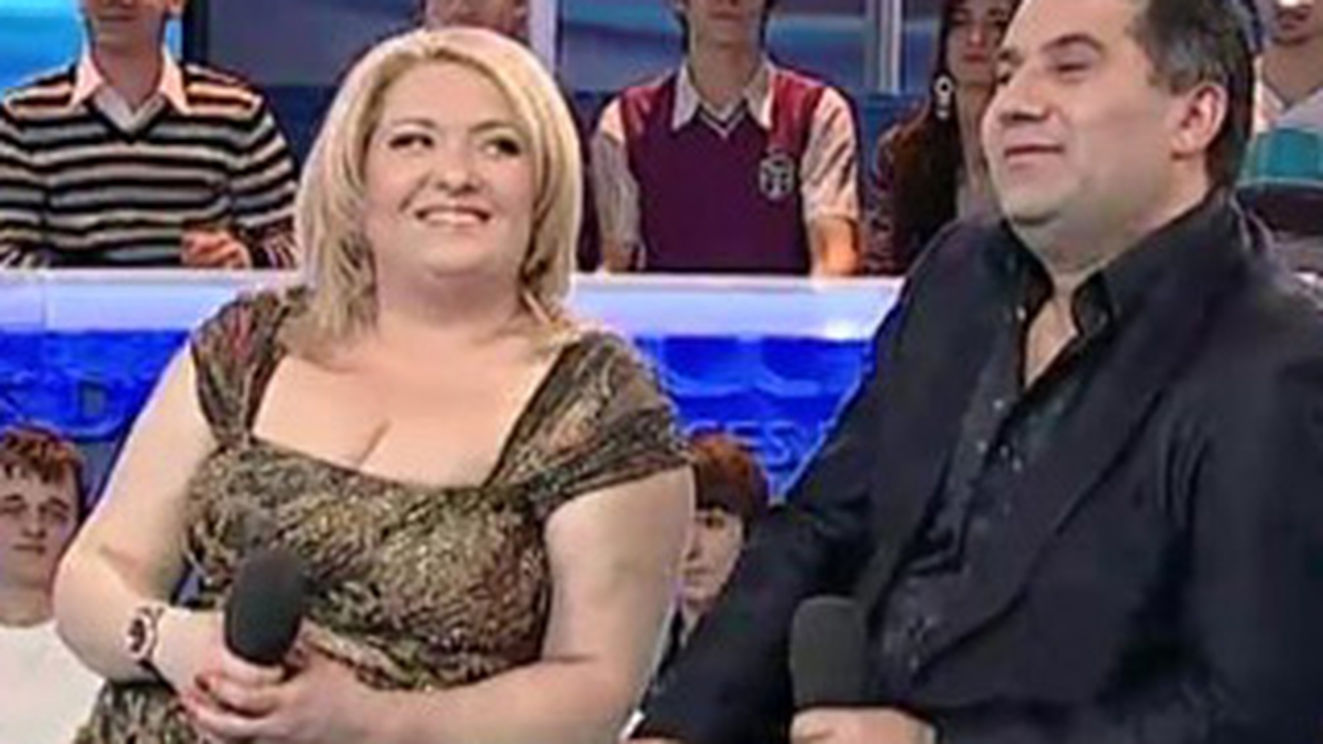 Viorica de la Clejani si fiica sa vor sa-si puna silicoane