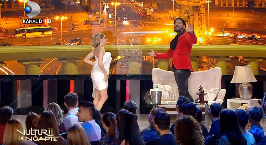 Și cu Răzvan cum rămâne!? Lidia Buble, filmată în brațele lui Connect-R