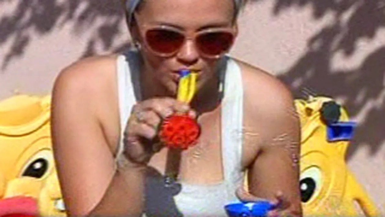 VIDEO Uite cum distreaza sotiile lui Madalin Ionescu si Christian Sabbagh, in lipsa lor!