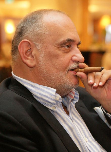 Dinu Patriciu a murit pe 19 august 2014, la Londra, de cancer hepatic