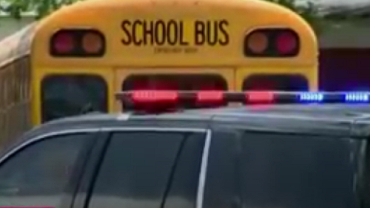 Atac sângeros într-o școală din Texas. 19 elevi și doi profesori au murit după ce un tânăr de 18 ani a deschis focul la întâmplare