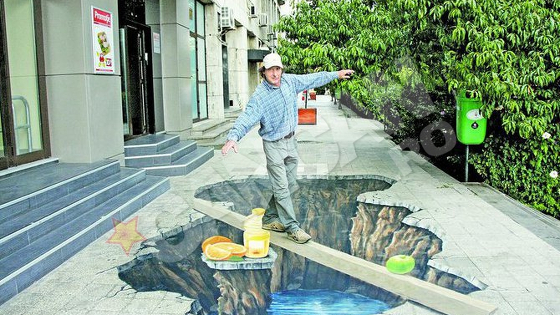 Piedone vrea arta moderna in Oraselul Copiilor! Picturile 3D au cucerit Capitala