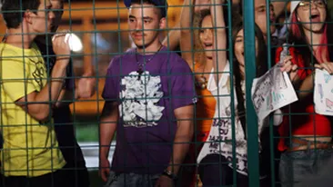 Adrian Tutu a compus in trei minute un cantec-protest pentru serialul Pariu cu viata