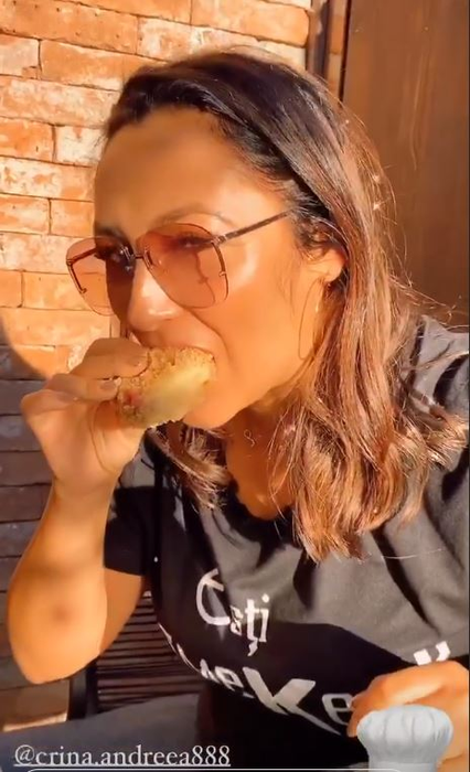 Andra și Cătălin Măruță, replici înțepătoare în timp ce artista își conduce bolidul, iar el este în dreapta ei: “Pe bune? Nu-mi vine să cred! M-ai…” + ce l-a nemulțumit pe prezentator | VIDEO