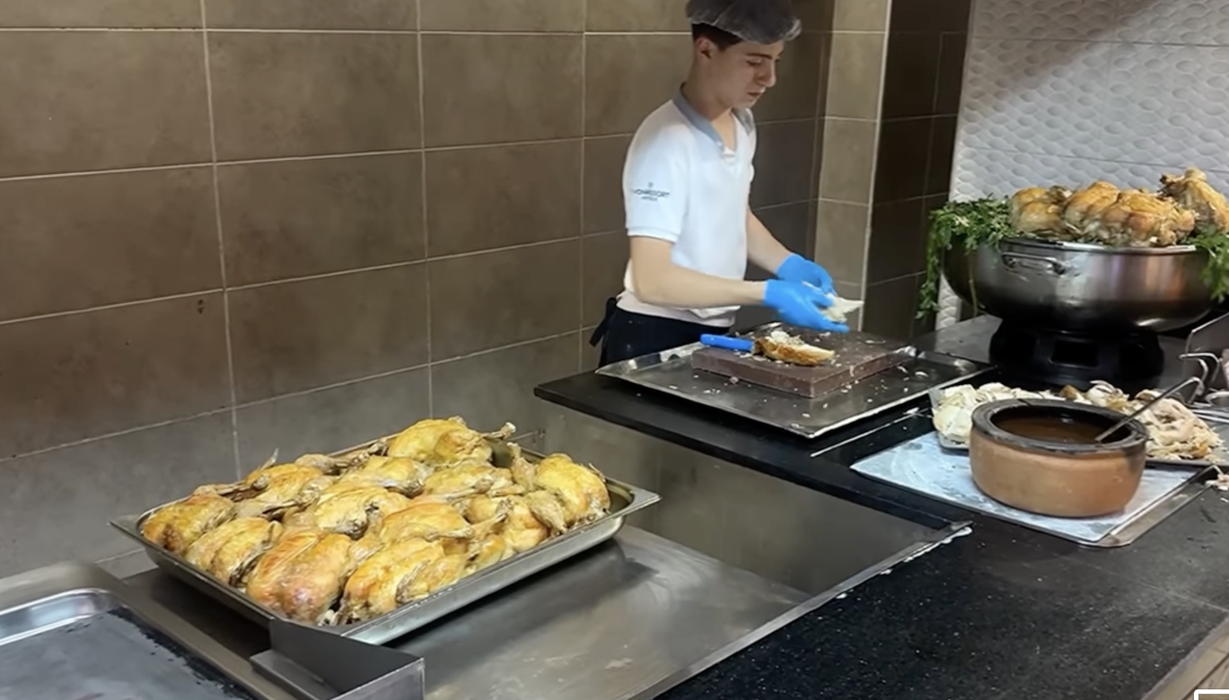 Întoarsă de la Tempting Fortune România, Diana s-a dus în concediu all-inclusive în Turcia. Ce a primit să mănânce, de fapt