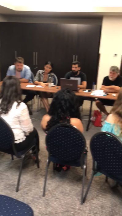 Imagini cu “camera ascunsă” de la casting-ul Kanal D! Cum sunt alese concurentele la “Puterea Dragostei”, show prezentat de Andreea Mantea