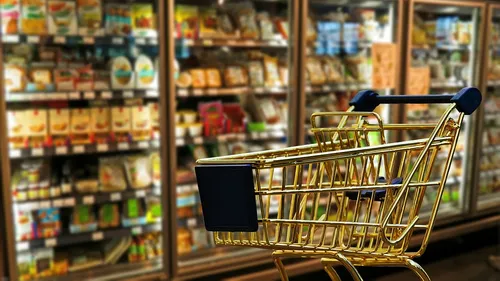 O gospodină a cumpărat carne dintr-un supermarket, dar când a ajuns acasă nu a mai putut respira. Postarea femeii a devenit virală