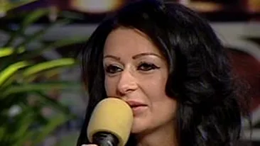 VIDEO Femeia care le-a tinut din frau pe fetele de la Bambi: Incepusem sa ne simtim vedete si ea ne-a spus sa ne potolim! Vezi cine e Doamna de fier din familia Tanase!