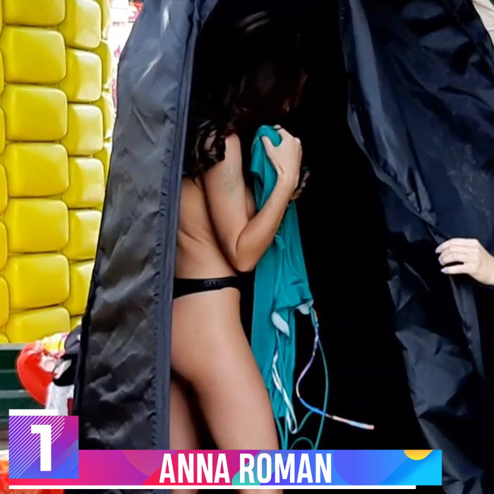 Top 20 bunăciuni din showbiz care au rămas “total descoperite” în locuri publice. Anna Lesko, Gina Pistol sau Anda Adam sunt doar câteva dintre numele sonore