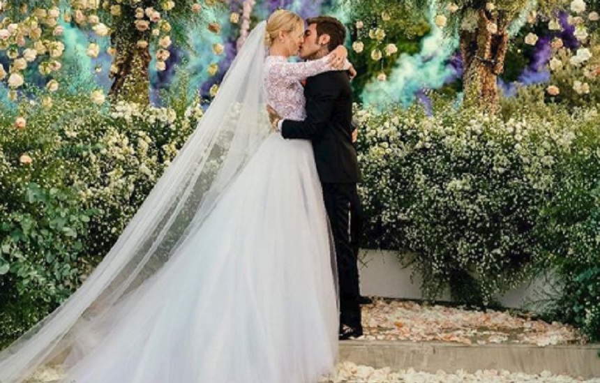 Chiara Ferragni, cea mai bogată bloggeriţă, s-a căsătorit! A făcut furori cu cele două rochii de mireasă