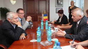 Oprescu s-a intalnit cu generalul Wesley K. Clark, fostul sef al Statului Major General al Armatei Statelor Unite
