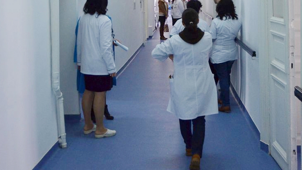 O infirmieră de la un spital din Iași, prinsă băută în timpul serviciului. Avea o alcoolemie record în sânge