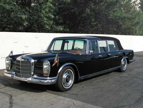 Mercedes-Benz 600