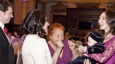 Orgie culinara cu icre negre si pâté de foie gras la Palatul Bragadiru! Ce a facut Regele Borsului in weekend ramane in istorie!