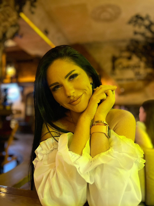 O mai ții minte pe Hannelore Ulrich de la Insula Iubirii 2018? Nu o mai recunoști! Cum arată și din ce își câștigă existența acum, după ce a divorțat de Bogdan și a luat viața de la capăt