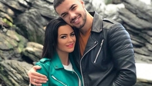 Ce mesaj a publicat Carmen de la Sălciua după ce s-a împăcat cu fostul ei soț. Fanii celor doi au rămas surprinși