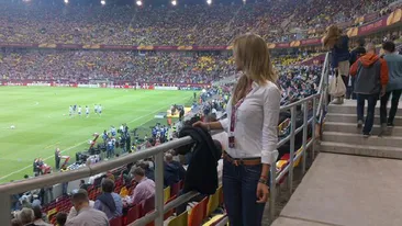 Marina Dina s-a dus la Finala Europa League fara sutien pe ea! Vezi ce inaintare are si cum i se vad sfarcurile