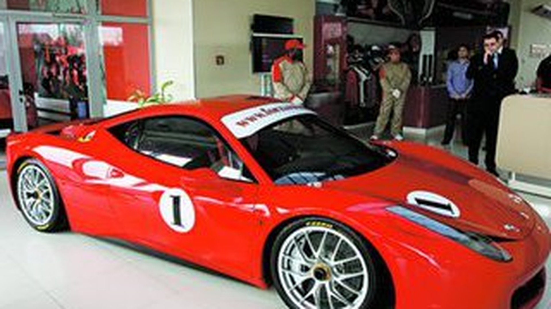 Trei comenzi pentru Ferrari Challenge