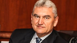 Nunta toamnei! S-a însurat cu amanta, cu 22 de ani mai tânără, în urmă cu câteva ore! “Soţia s-a îmbolnăvit când a afla