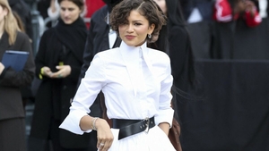 Zendaya alimentează zvonurile despre o căsătorie secretă cu Tom Holland. Cum a fost surprinsă actrița la Paris