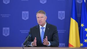 Klaus Iohannis, despre ce se va întâmpla în timpul stării de alertă: „Nu urmează o perioadă fără restricții”. Ce se întâmplă dacă numărul de infectări crește