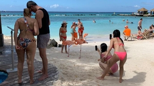 EXCLUSIV. Dan Barna, vacanță de vis în Aruba! Avem imaginile de pe insula privată