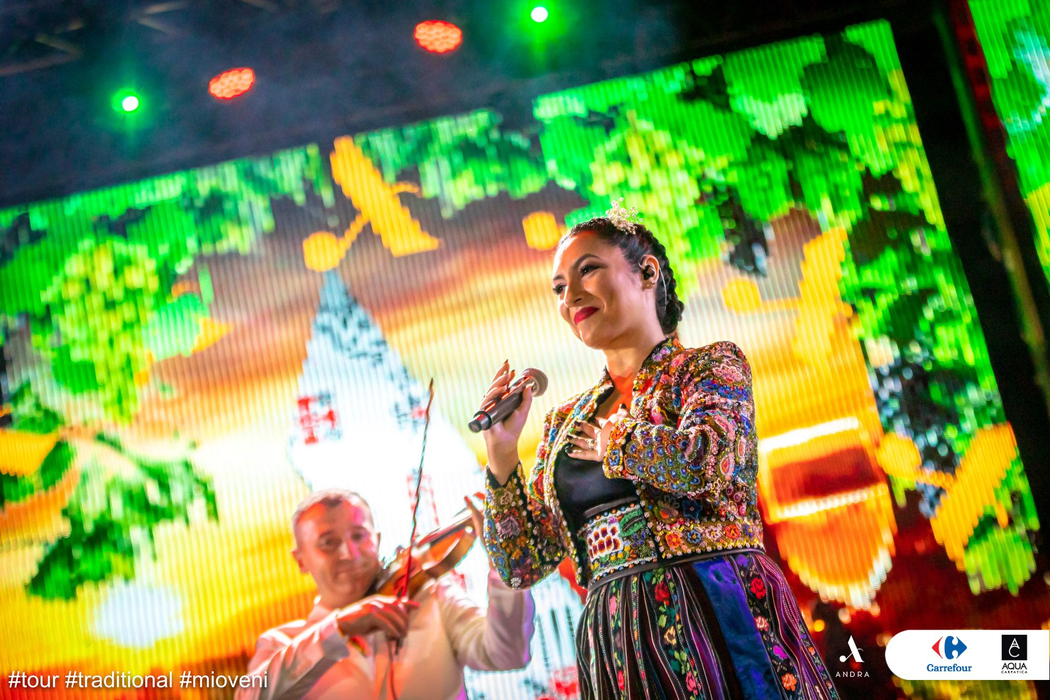 Imagini fabuloase de la concertul Andrei Măruță de la Mioveni! Ce au făcut cei din primul rând