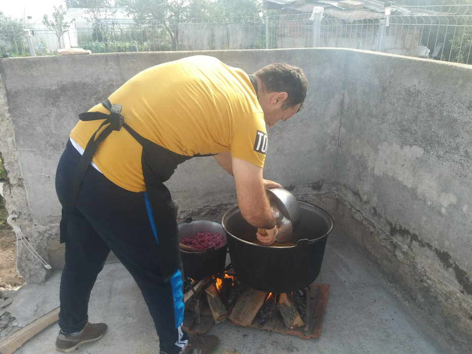 Aurel Firu este foarte mândru de rețeta lui de zacuscă