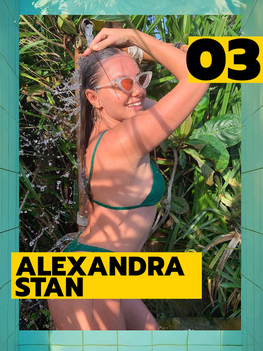 TOP 40 vedete care s-au „jucat” sub duş. Mădălina Ghenea, Ilinca Vandici sau Ruby au scos la înaintare tot ce au mai de preţ în dotare!